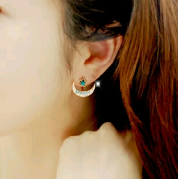 Moon & Stars Earrings - Picture 3 of 3